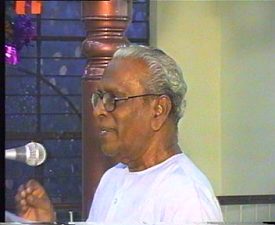 தமிழ்ப்பாடல்களில் அயல்மொழி ஒலிகள் வரக்கூடா!