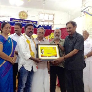 image-18286 புதுவைத் தமிழ்ச் சங்கச் செயலருக்குச் சமூக இலக்கியச் சுடர் விருது