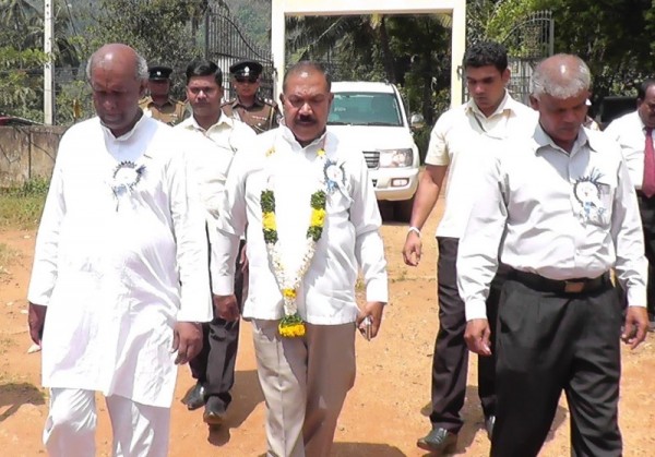 நிகழ்-மாத்தளை-இந்துக்கல்லூரி-கணிணிப்பிரிவு10 : nighazh_maathalaikaninimaiyam10