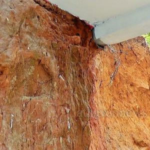 புசல்லாவ இந்து தேசியக் கல்லூரியில் மண்சரிவுப் பேரிடர்