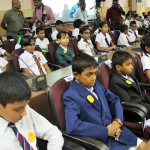 image-24429 ஞாலப்போட்டி(ஒலிம்பியாடு)களில் வெற்றி பெற்ற மாணவர்களுக்கான பரிசில்கள்